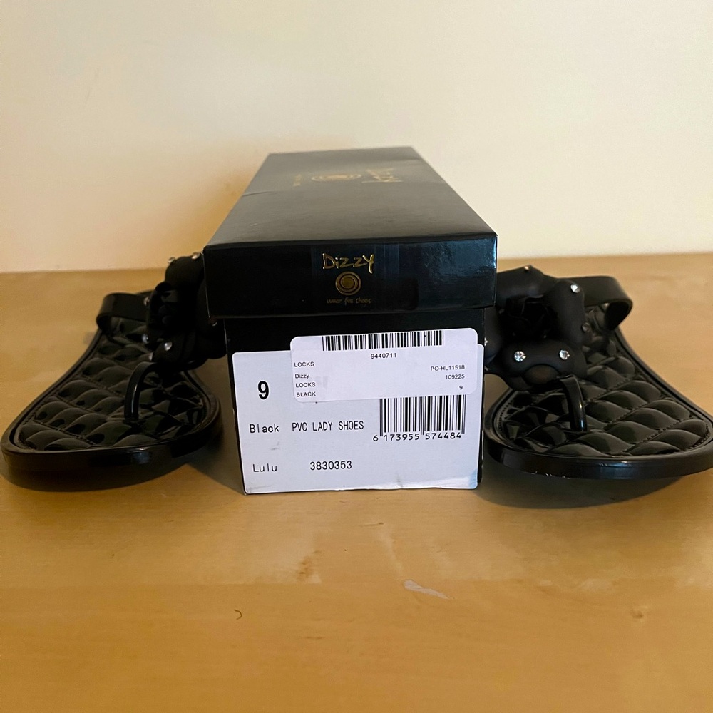 Black Flower Rhinestone Gel Sandals - Sz 9 - NIB - Picture 2 of 5